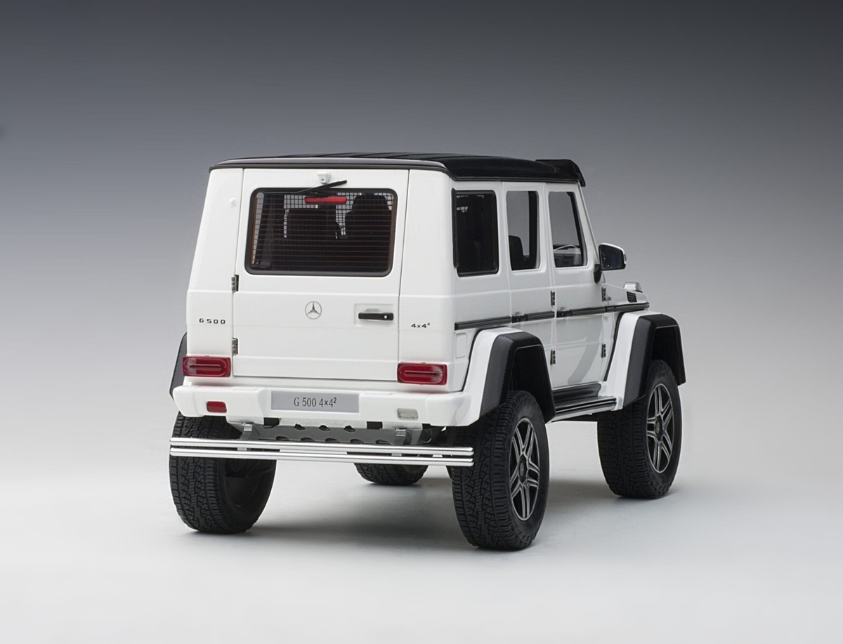 MERCEDES-BENZ G500 2 SQUARED 4X4 GLOSS WHITE 1:18 AUTOART MERCEDES-BENZ G500 2 SQUARED 4X4 GLOSS WHITE 1:18 AUTOART