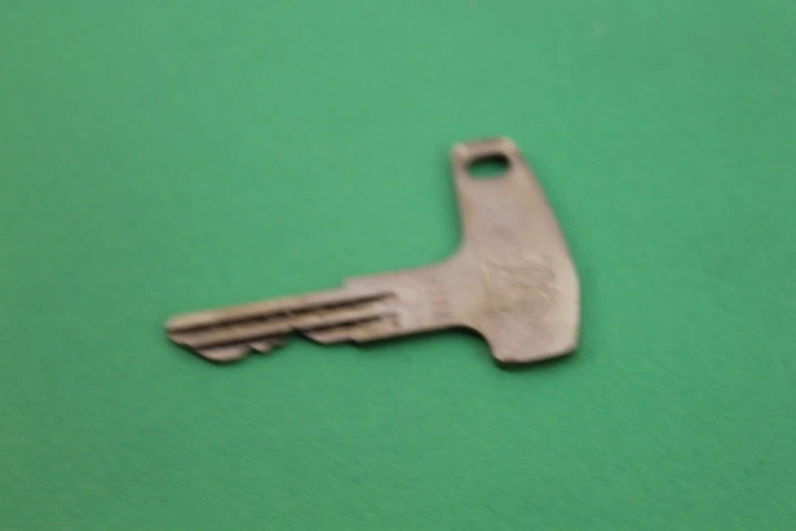 Llave de encendido Kawasaki A1, A1SS, A7, A7SS corte # 525 27008-027-25 Foto 4 de 4