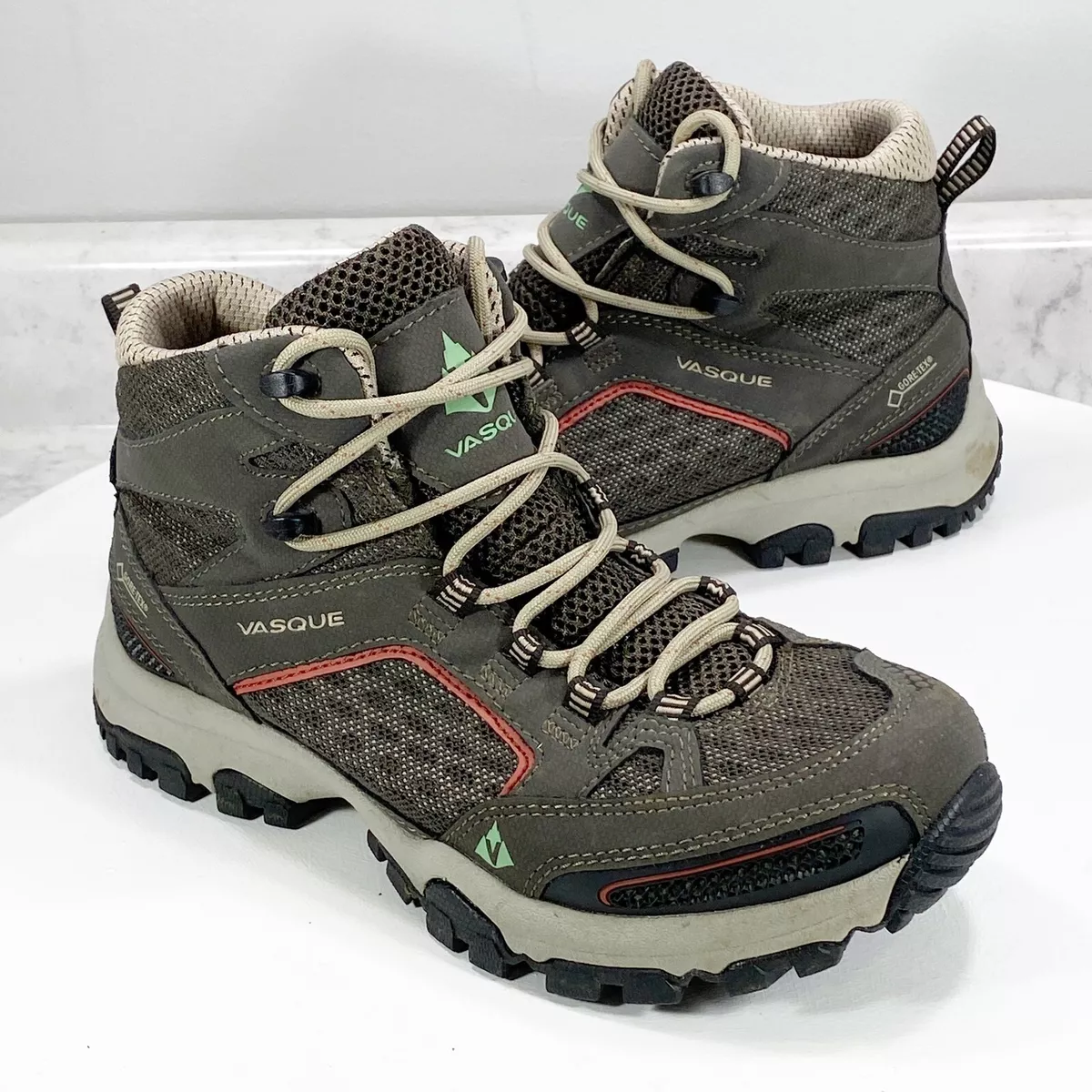 Vasque boots hotsell hiking sneaker