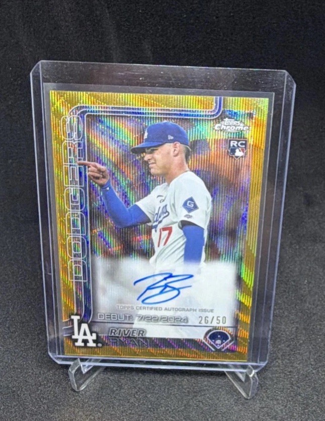 2025 Topps Chrome - Rookie Debut Auto River Ryan Gold Wave Refractor /50