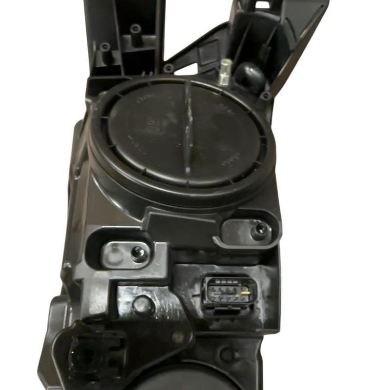 Phare avant gauche Citroën C4 Phase 2 résouvez le problème de phare opaque - 3