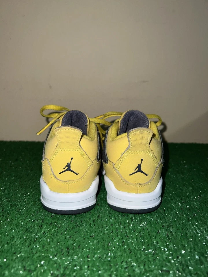 Nike Air Jordan 4 Retro TD Lightning Yellow 2021 Toddler BQ7670-700 Size 7C - Image 4 of 4