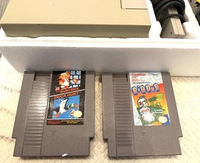 Consola Nintendo NES Sistema Acci&oacute;n Set Caja Mario/Duck Hunt + Dig Dug Funcionando