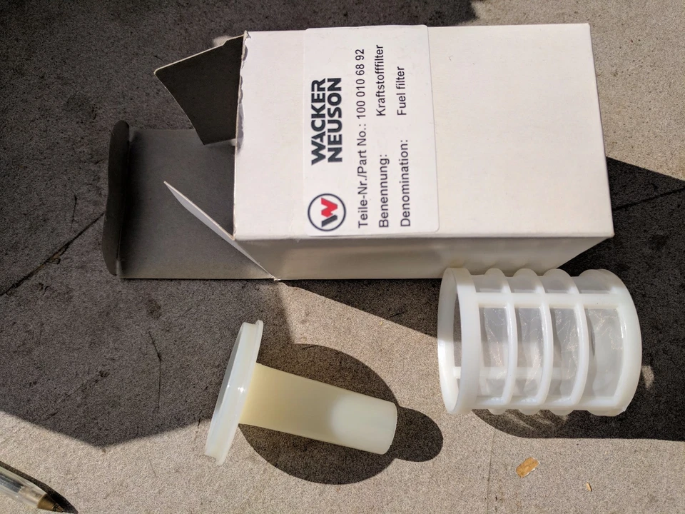 NEUSON WACKER FUEL FILTER P/N 100 010 68 92