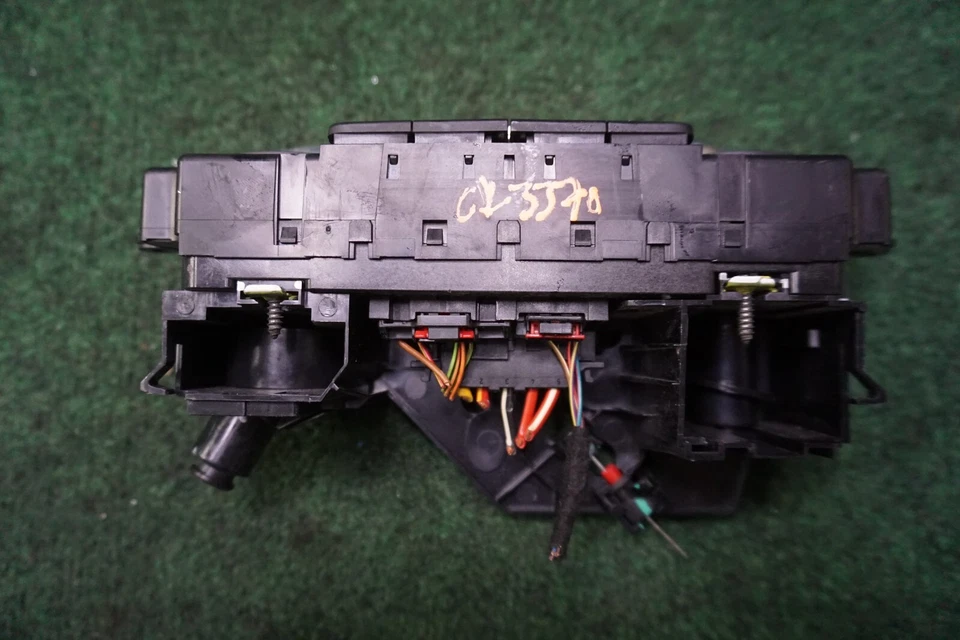 2012 2013 2014 2015 2016 2017 18 19 VOLKSWAGEN BEETLE S AC Control OEM 5C1819045 Foto 2 de 4