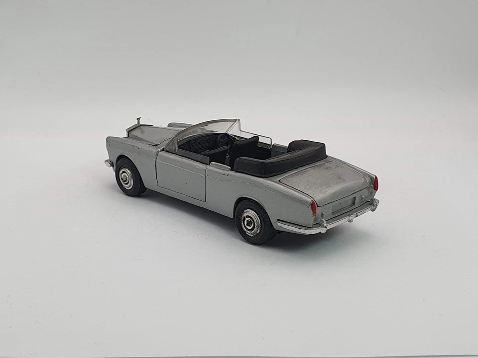 Rolls Royce Corniche Cabriolet Polistil 1/45 Argento - Immagine 2 di 4