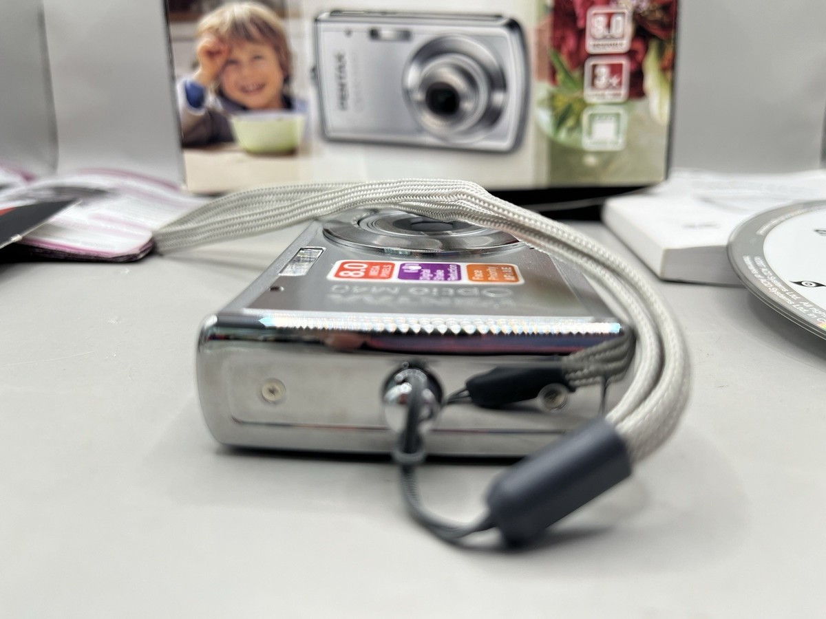 Pentax Optio M40 8mp CCD Compact Digital Camera w/Box No Charger