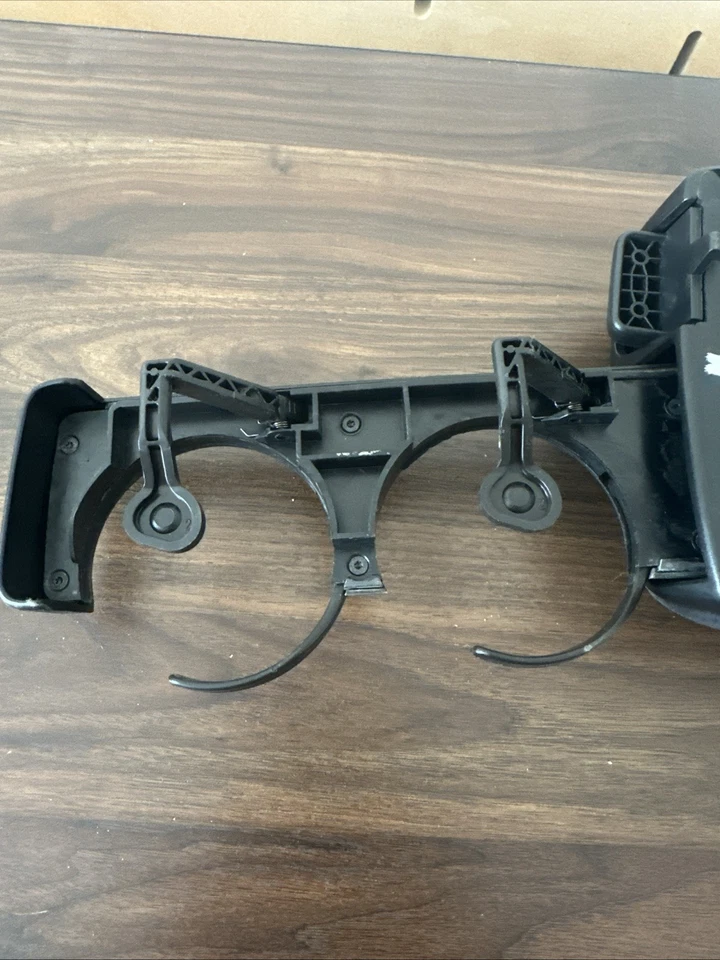 Reposabrazos consola central gamuza Volvo 850T-5R con portavasos 1995 Foto 3 de 4