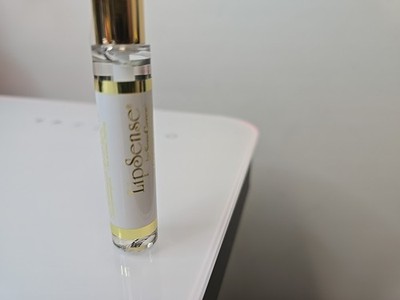 lipsense oops remover