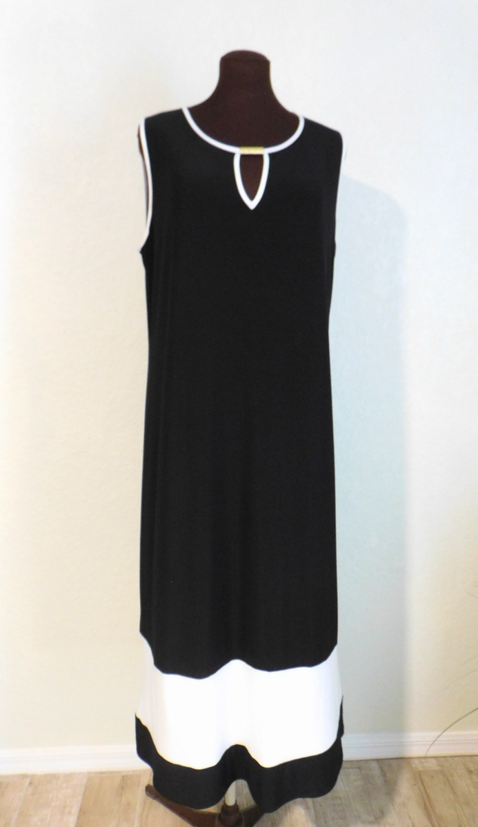 Tiana B Black & White Sleeveless Slinky Maxi Dress Size 3X Gold Hardware