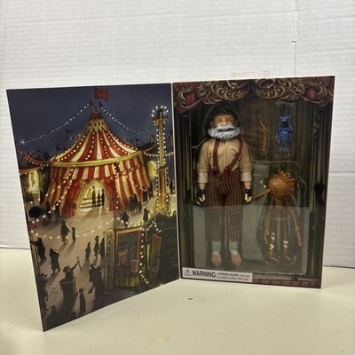 Netflix Pinocchio Del Toros Figure Set Geppetto Cricket LIMITED EDITION NEW 2022