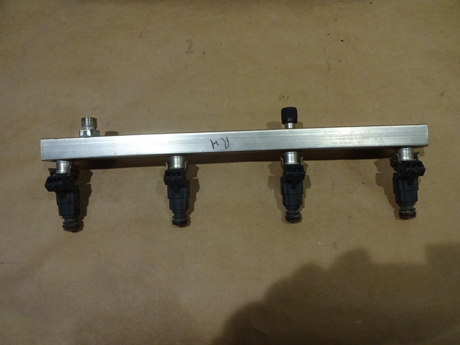 Maserati 4200 Coupe,Spyder 2002- RH Fuel Injection Pipe/ Fuel Rail - P/N 181292