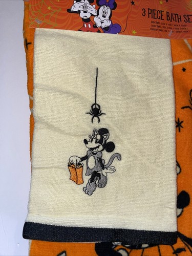 Disney Halloween Mickey & Minnie 3 Piece Bath Towel Set Hand Fingertip 44”x22” - Picture 2 of 8