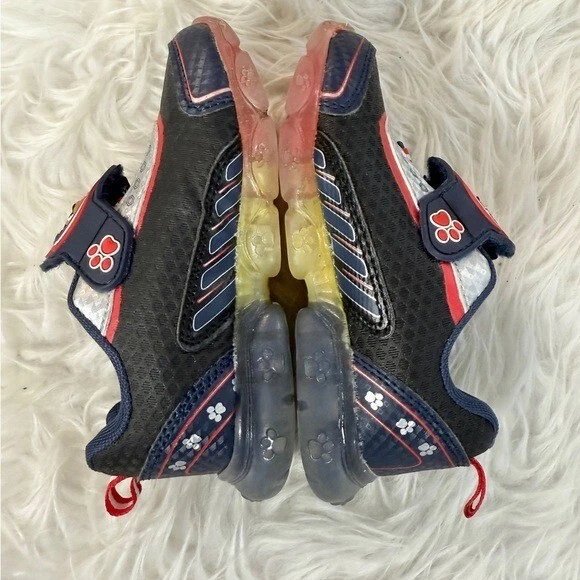 Zapatillas iluminadas Paw Patrol para niños pequeños talla 9 Chase and Marshall Foto 4 de 4