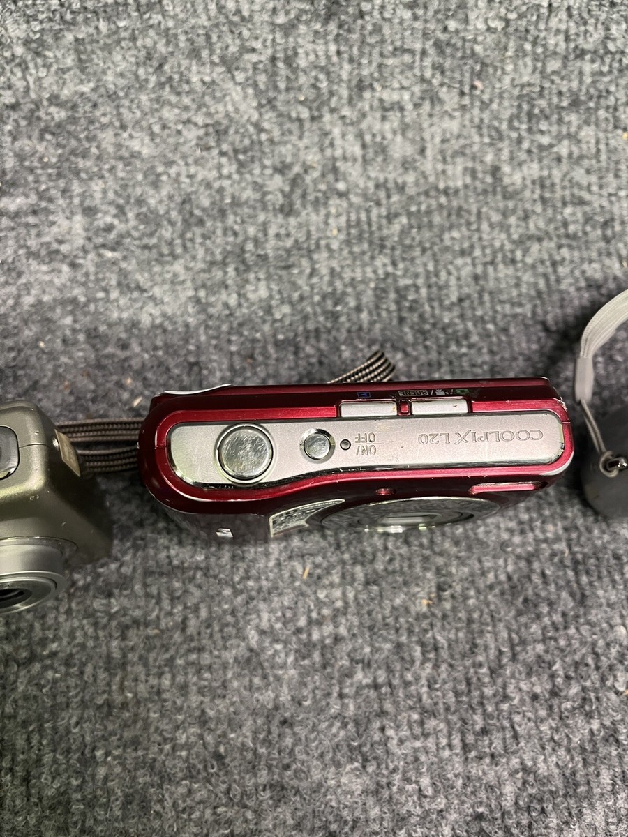 Nikon COOLPIX L20 L11 L5 - Silver Red Lot Of 3 With Screen Nikon COOLPIX L20 L11 L5 - Silver Red Lot Of 3 With Screen
