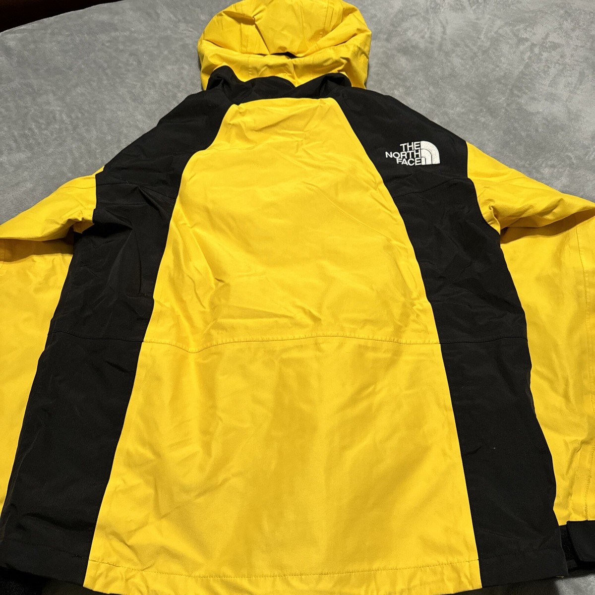 Vintage North Face Summit Series Gore-Tex XCR Jacket M