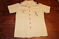 Boy Scouts of America BSA Men's Shirt Tan Medium Sewn Patches Short Sleeve