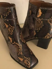 Franco Sarto women leather Generous snakeskin boots US size 8 Euro 39