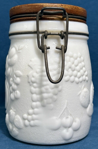 Vintage Wheaton Fine Milk Glass Harvest Pattern Coffee Storage Canister w/lid - Picture 2 of 10