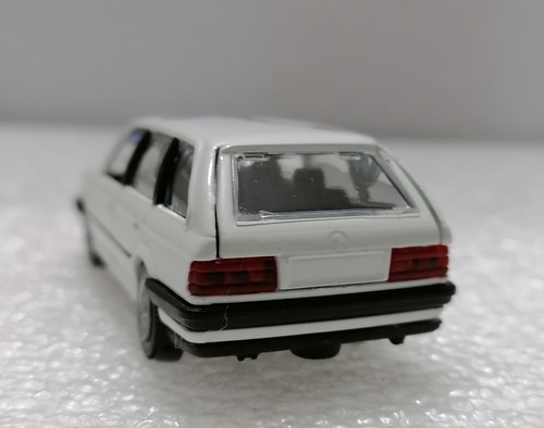 BMW 325i Touring 1991 - Vintage diecast 1:43 Scale model Mint box - Picture 6 of 8