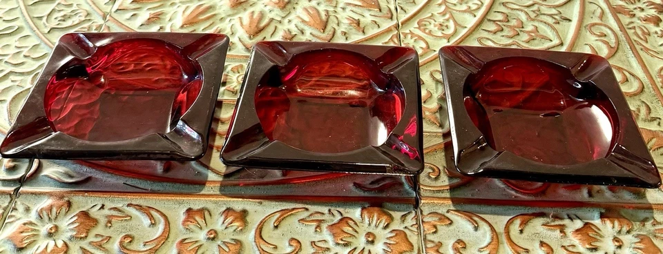 Vintage MCM Anchor Hocking Ruby Red Ashtrays - Image 2 of 4