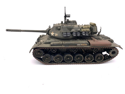 Amerikanischer Panzer, M41 Walker Bulldog, Plastikmodell, Maßstab 1:35