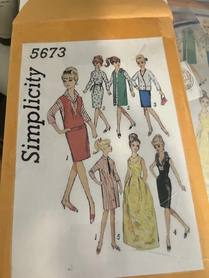 Vintage 1960s Barbie/11.5" Doll Clothes Pattern Reproduction Simplicity 5673 - Image 2 of 4