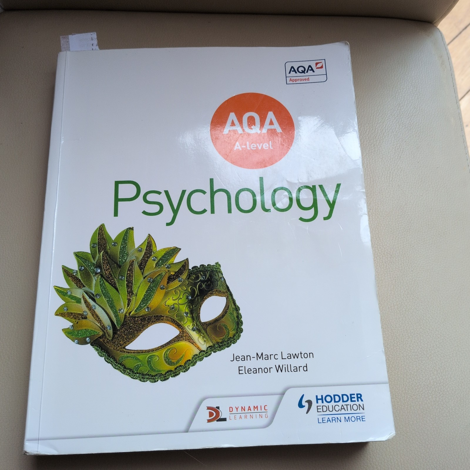 AQA A-level Psychology (Year 1 and Year 2) [paperback] Lawton, Jean-Marc,Willard