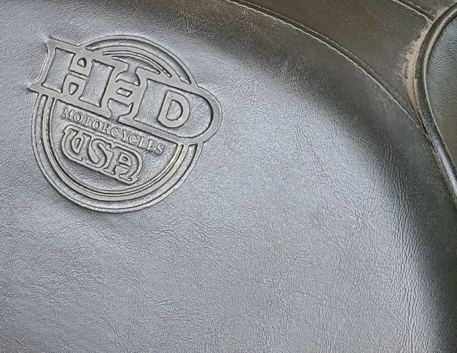 Genuine Harley Davidson FXD Dyna Super Glide FXDL 1996-03 OEM Seat - Image 2 of 3