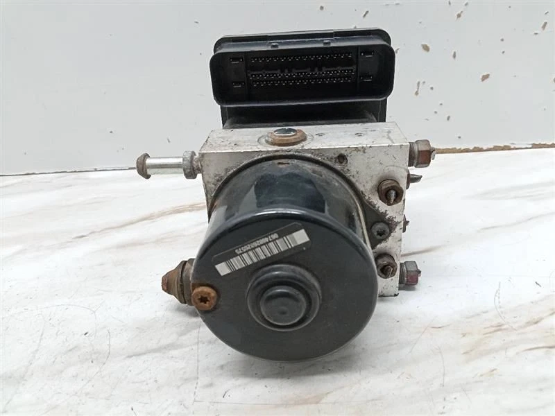 Bomba ABS 4670A340 2007-2009 Mitsubishi Outlander Foto 2 de 4