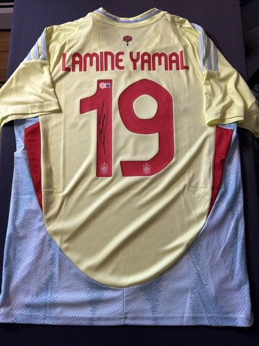 LAMINE YAMAL SIGNED AUTOGRAPH AUTO SOCCER JERSEY BECKETT BAS COA - L01