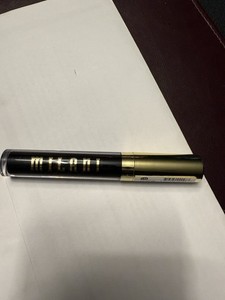MILANI Liquid Lip Stay Put Longwear Lipstick Shade 230 Villian Era - Halloween!