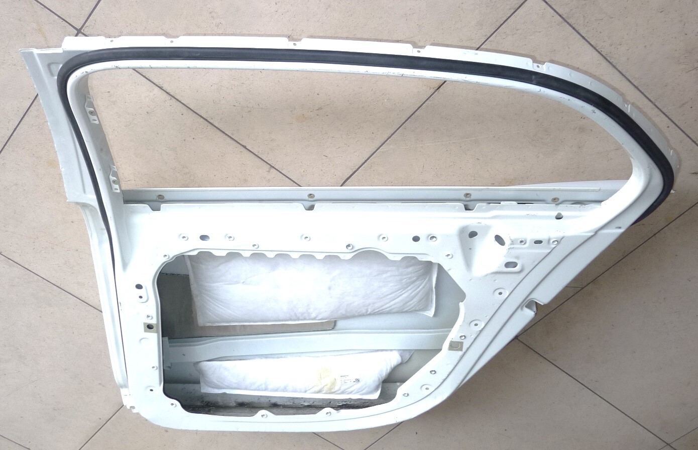 2014-2018 Bentley Flying Spur Rear Right Passenger Door Panel 4W0833056B OEM