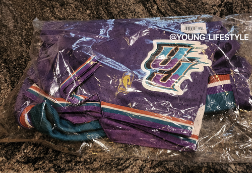 Pantalones Cortos Mitchell & Ness 96-97 Utah Jazz NBA Auténticos Nuevos en Caja - Imagen 2 de 2