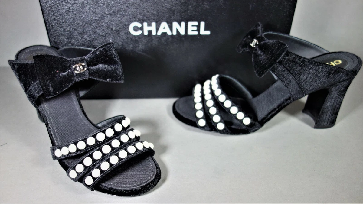 Chanel 36.5 Sandals Mules Black Ribbed Velvet Pearls Bow CC Stacked Heels  New