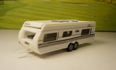 Caravane Siverback Sachat Hooke Cirque Bouglione – Miniature échelle 1/87 HO H0, Neuve