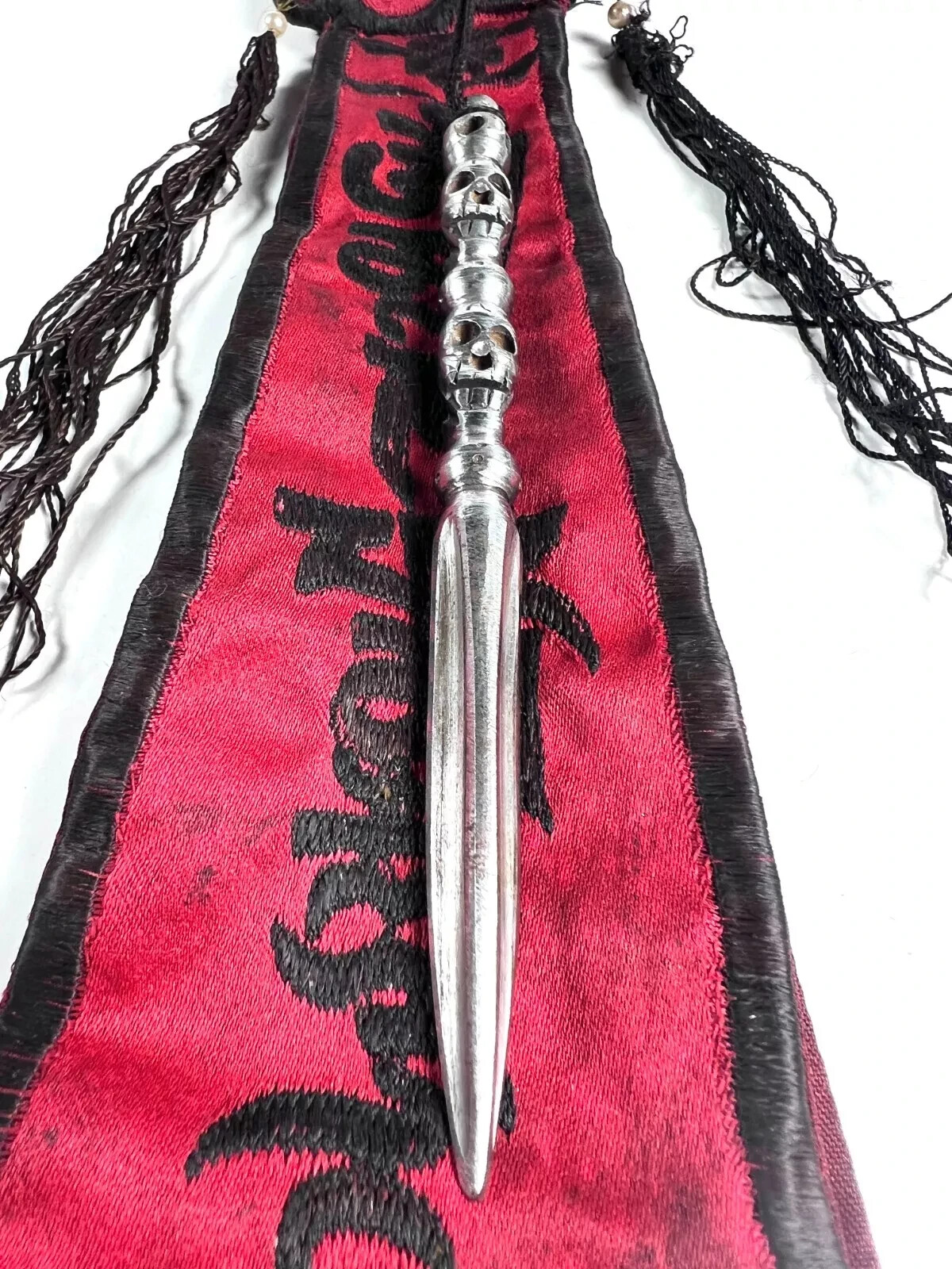 DOUBLE SKULL RITUAL THOGCHAG PHURBA METEORITE SKY IRON DAGGER AMULET 100 YEAR +