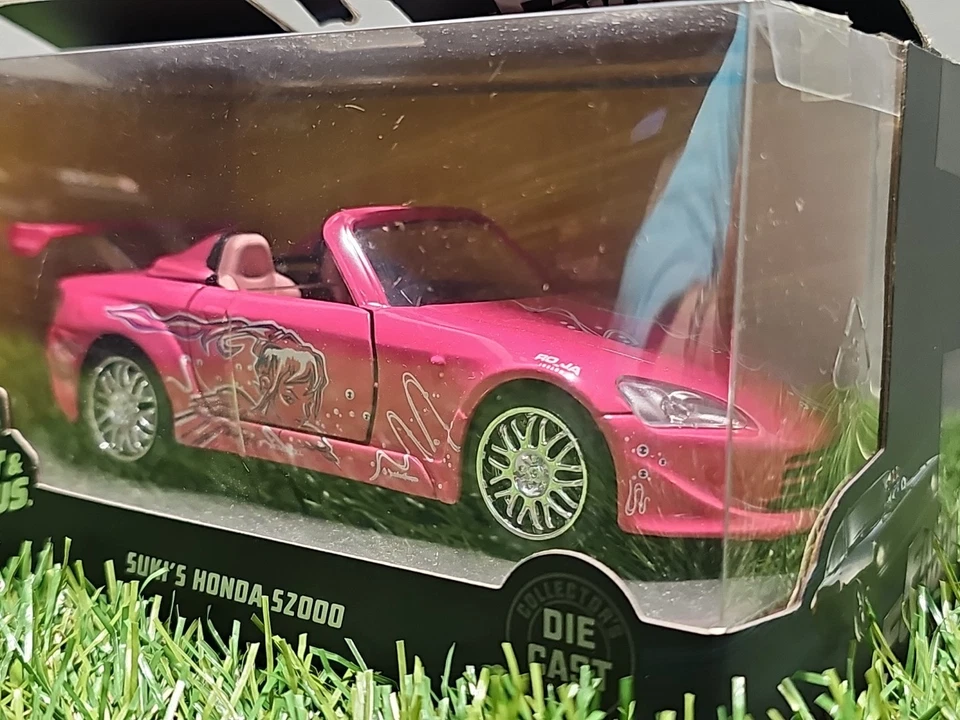 Coche diecast Jada Fast & Furious Suki's 2001 escala 1:32 Foto 4 de 4