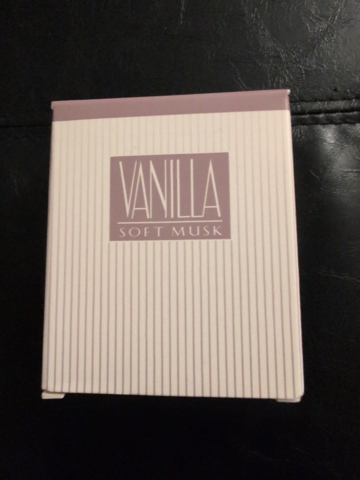 Avon VANILLA SOFT MUSK Cologne Spray perfume 1.5 Fl Oz 44ml NEW VTG 1995