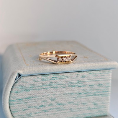 Yellow Gold Ring Trilogy Ring H Samuel The 9ct Yellow Gold Trilogy