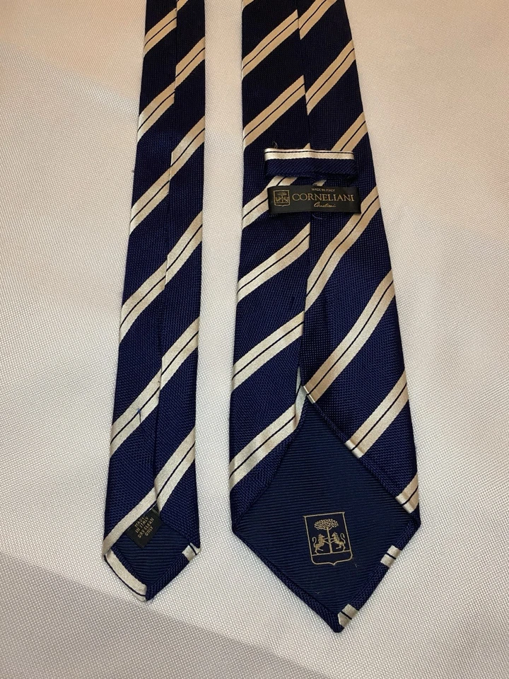 Corbata de seda a rayas azules CORNELIANI hecha en Italia Foto 2 de 2