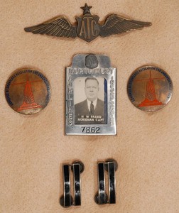 named Northwest Airlines insignia grouping for Contract ATC in WWII