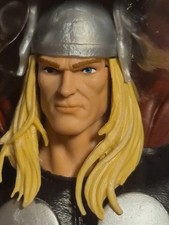 Marvel Legends 80th Anniversary THOR - MIP   avengers Doomsday