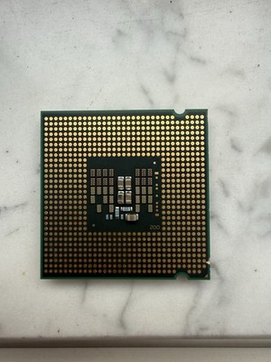 Intel Core 2 Quad Q8200 - SLB5M - 2,33 GHz  /4M / 1333 / 05A - Sockel 775 #20