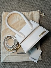 Jacquemus White Le Chiquito Moyen Handbag with Detachable Strap