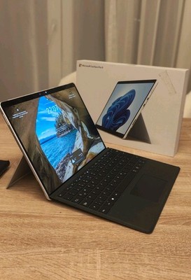 Microsoft Surface Pro 8 128GB 13'' WiFi I5 8GB Tastatur Stift Netzteil