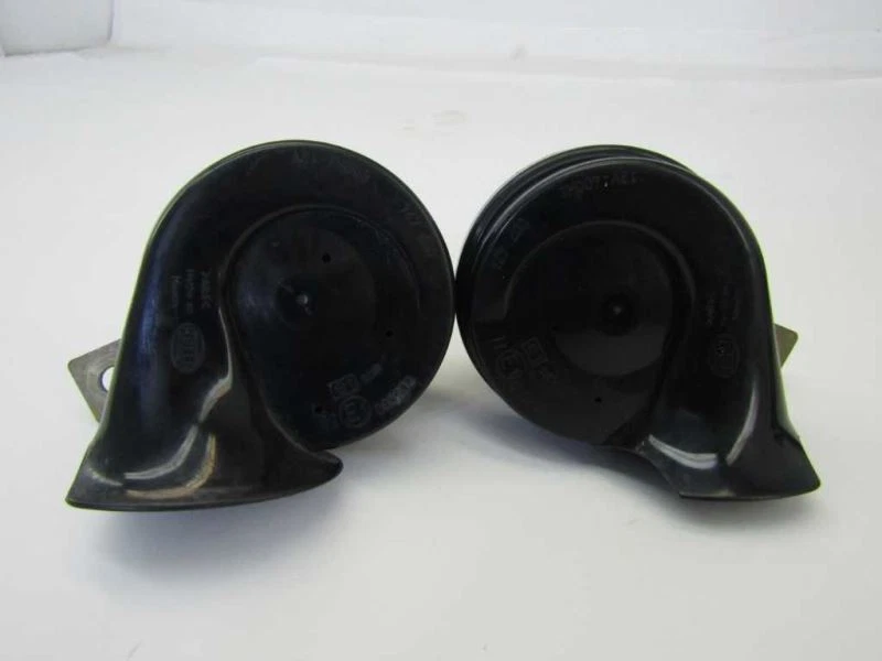 1996-2002 BMW Z3 High Note Low Note Horn Honk Sound Speaker OEM 
