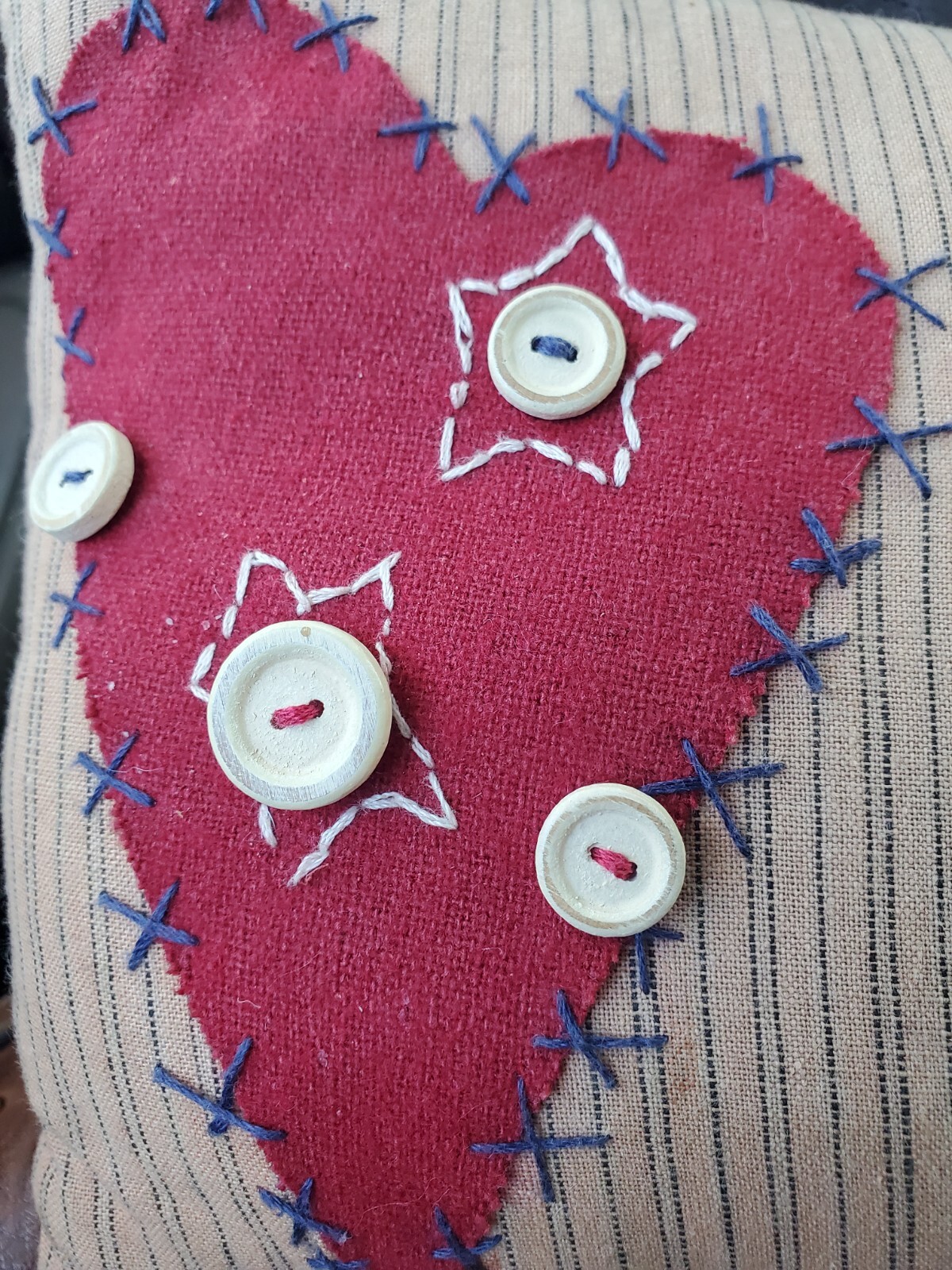 14" TENDER HEART Treasures  PRIMITIVE Americana FARMHOUSE Pillow LAND of LIBERTY