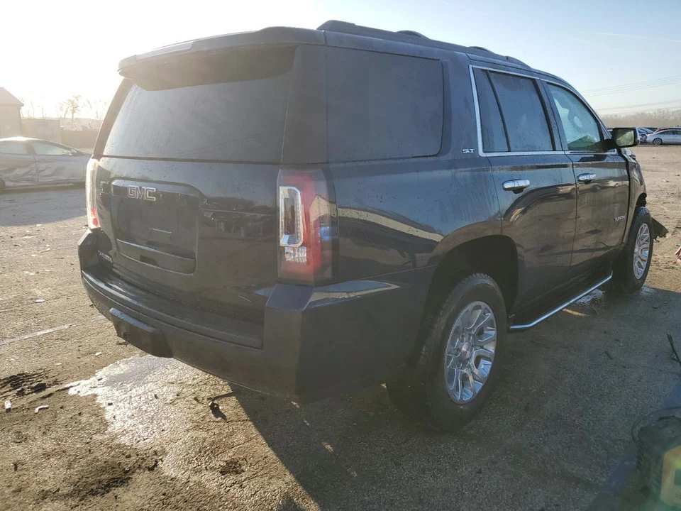 Used Front Right Door Interior Trim Panel fits: 2018 Gmc Yukon  Grade A Foto 3 de 4