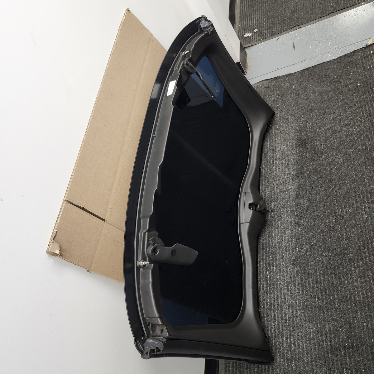 05-13 C6 Corvette Transparent Roof Panel GLASS Targa Top Handle